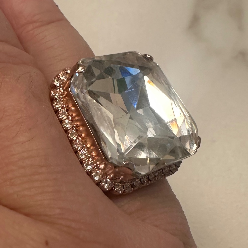 REBEKAH PRICE - Statement Square Crystal Ring in Rose Gold Plated Square Ring